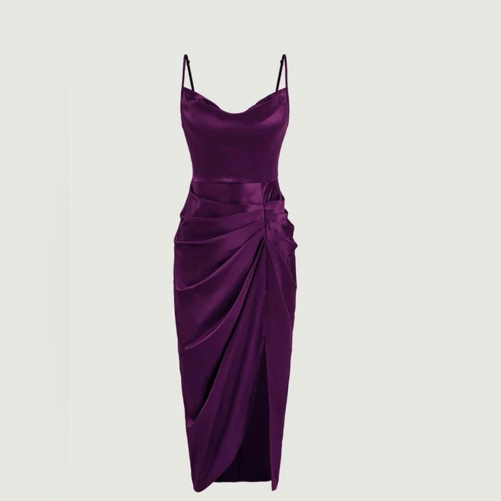 Beautiful & elegant night dress.